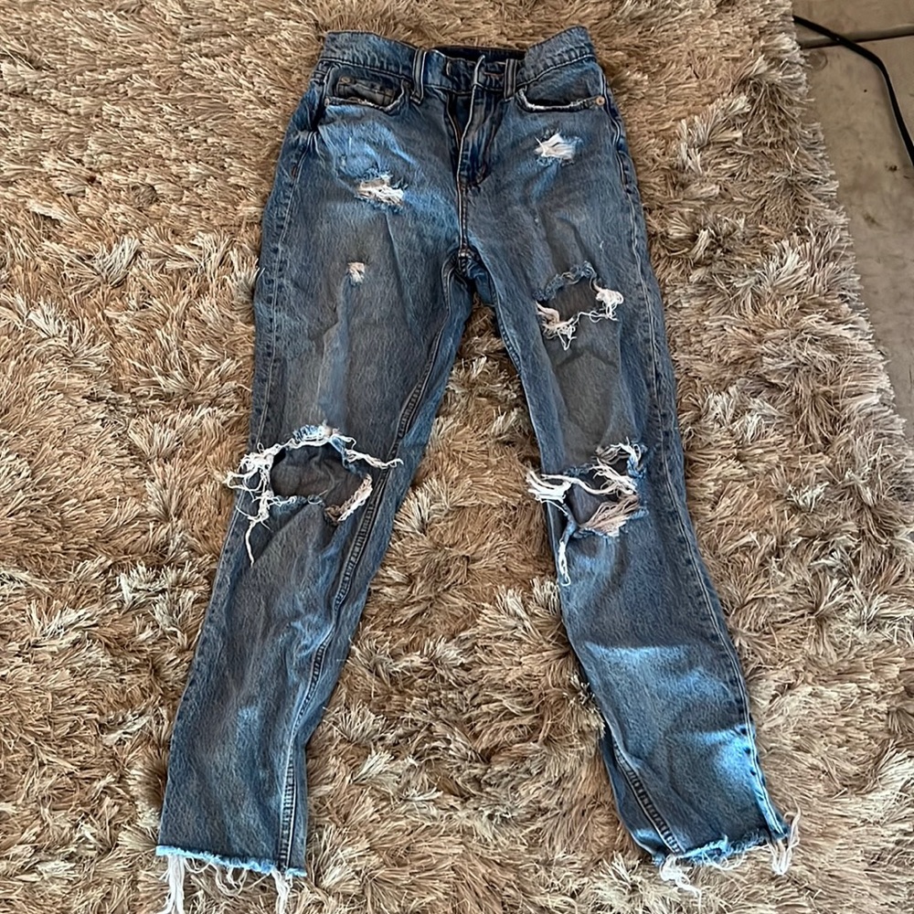 Size 00 Ripped Skinny Jeans